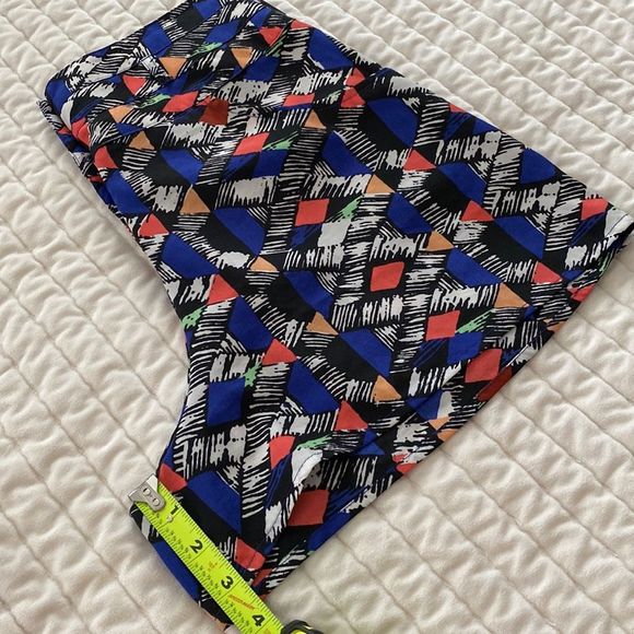 Multi color High Waisted Shorts Size Small - Picture 12 of 12